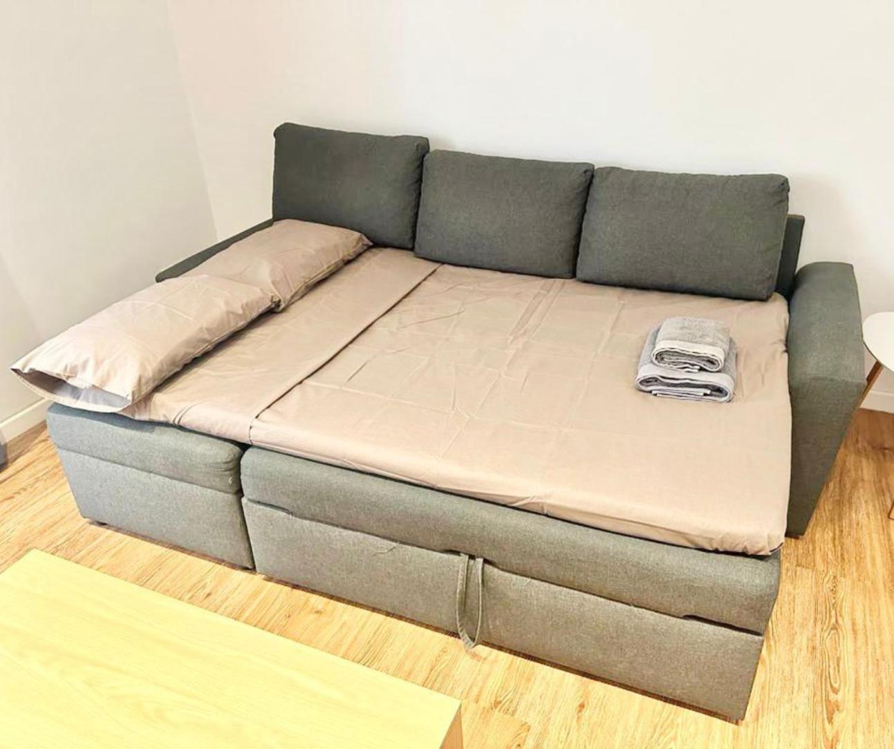 Central And Modern Valletta Flat Luaran gambar